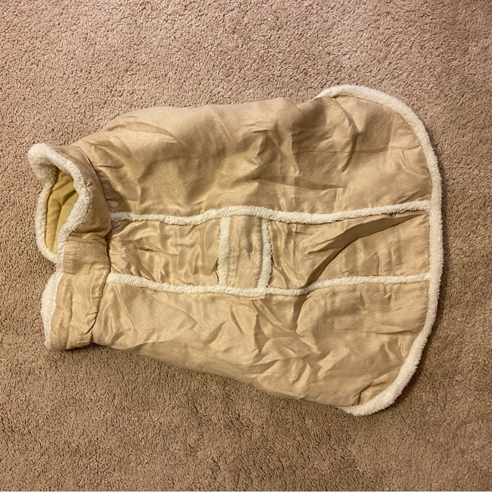 Top Paw, light tan sherpa coat, XL